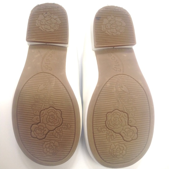 Place - Picture 7 of 8